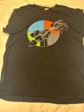 Harvest & Mill F.E.E.D. Sonoma Organic Cotton Graphic T-Shirt Black Size Medium